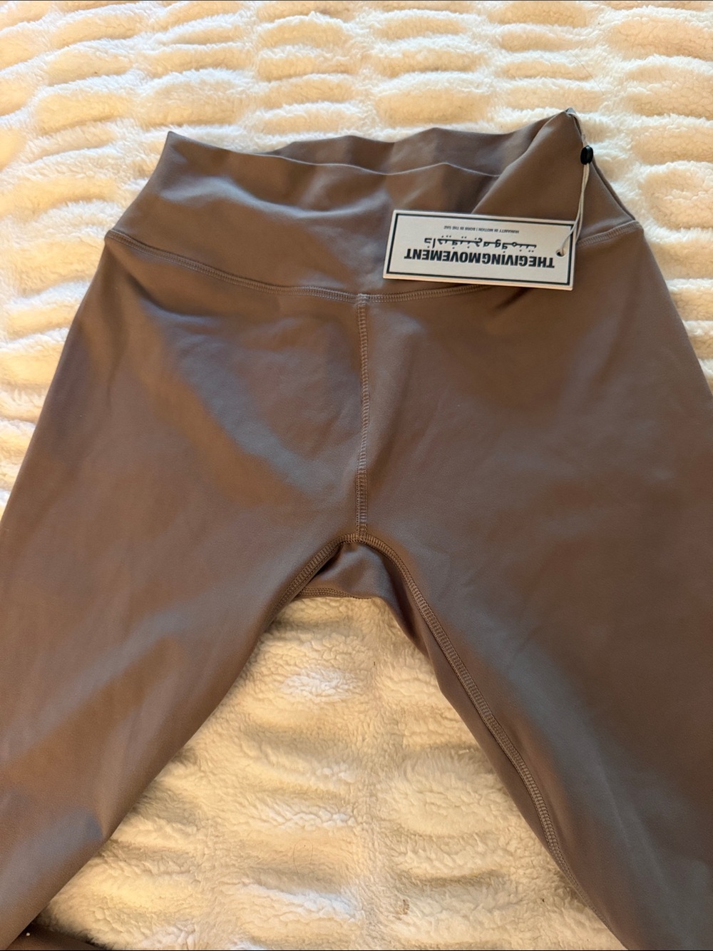 High-Rise Leggings in Taupe Brown - The Giving Movement from Dubai